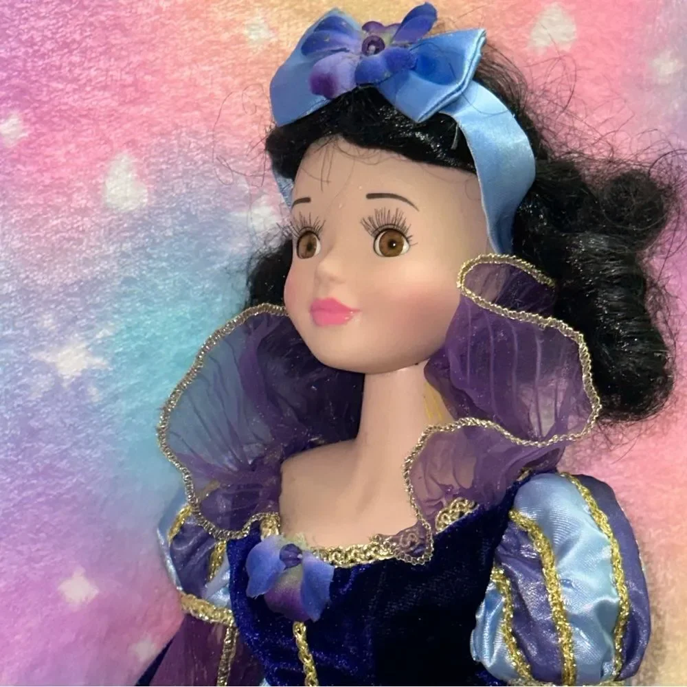 Disney Snow White Doll Porcelain